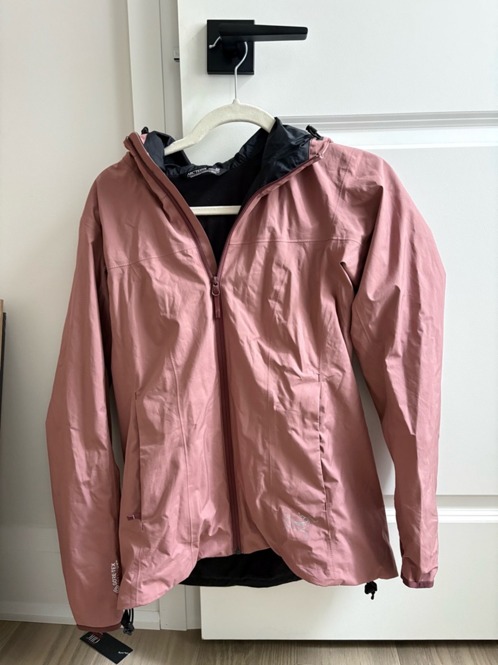 Arc'teryx Rose Pink Solano Hoody Jacket